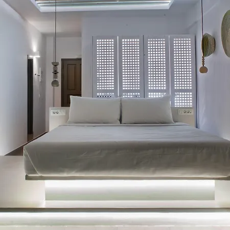 Amity - Adults Only Aparthotel Firá