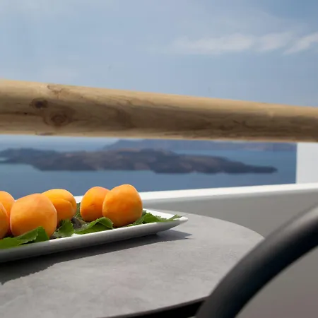 Amity - Adults Only Aparthotel Fira (Santorini)