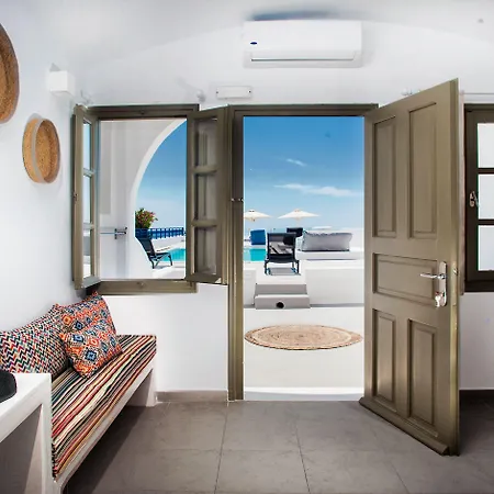 Amity - Adults Only 4*