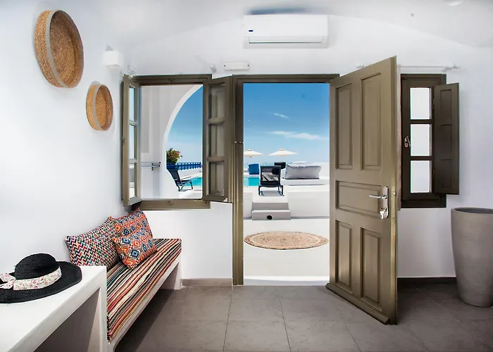 Amity - Adults Only 4*