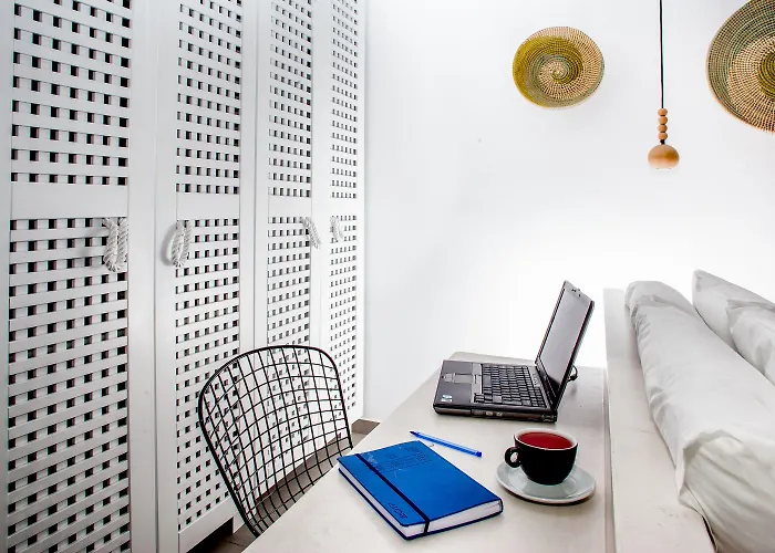 Апарт-отель Amity - Adults Only