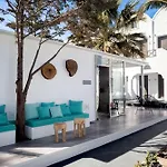 Apartmanhotel Amity - Adults Only Fíra