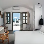 Amity - Adults Only Apartmanhotel Fíra