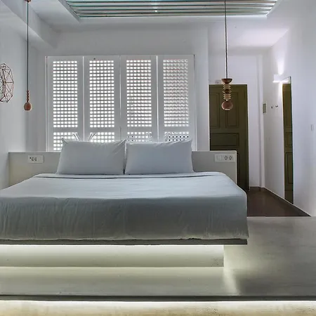 Amity - Adults Only Apartahotel Fira (Santorini)